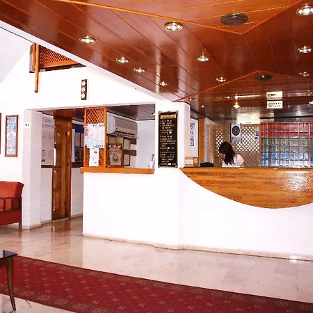 Pirat Hotell