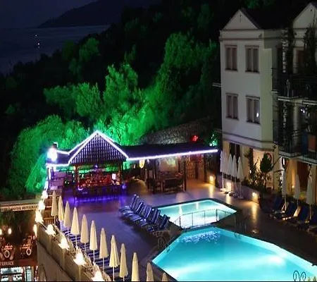 Pirat Hotell 3*